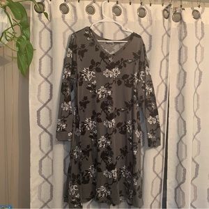 LuLaRoe size 1X midi dress- gray, black and white floral